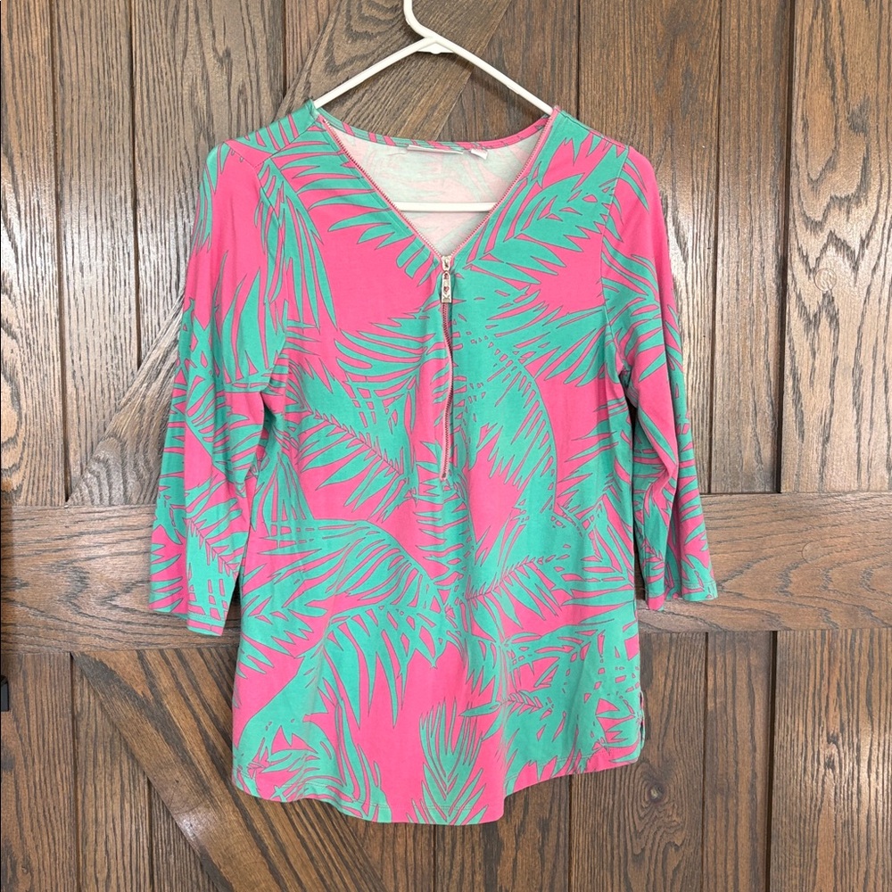 EUC Kim Gravel Top